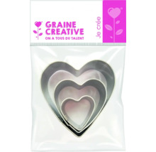 Set forme de tăiat cu motive de inimă într-un ambalaj