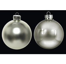 Două globuri de Crăciun