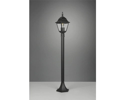 Lanternă de exterior pe un stâlp