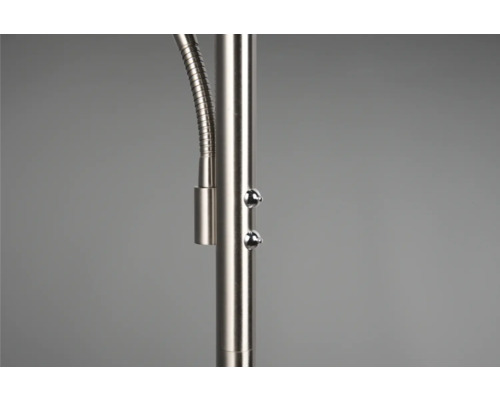 Imagine detaliată a unei lămpi de podea cu braț flexibil și întrerupătoare