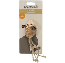 Jucărie pentru pisici Beeztees șoarece cu iarbă pisicii pe ambalaj