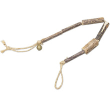 Două penisuri de cerb cu sfoară și clopoțel