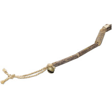 Jucărie pentru câini din lemn cu clopoțel