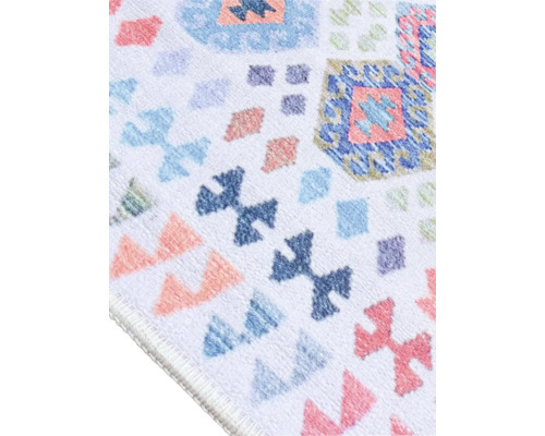 Prim-plan al unui covor cu model