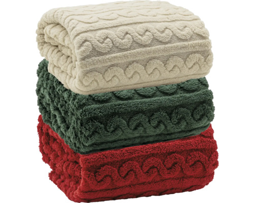 Stivă de trei pături fleece cu model împletit