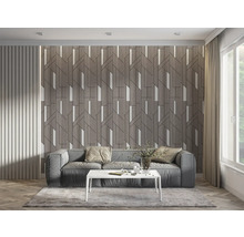 Cameră de zi cu canapea gri, masă albă și tapet cu model