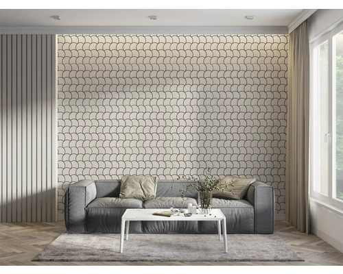 Living cu canapea, masă și decor de perete cu model semicircular