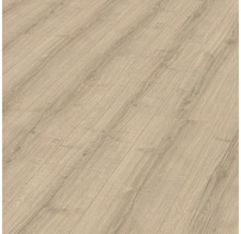 Prim-plan cu podea laminată cu structură din lemn