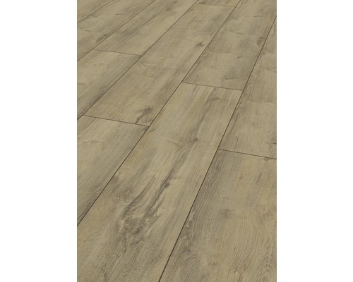 Podea laminată montată cu aspect de lemn