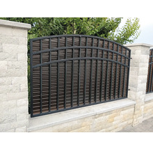 Gard decorativ din metal și piatră