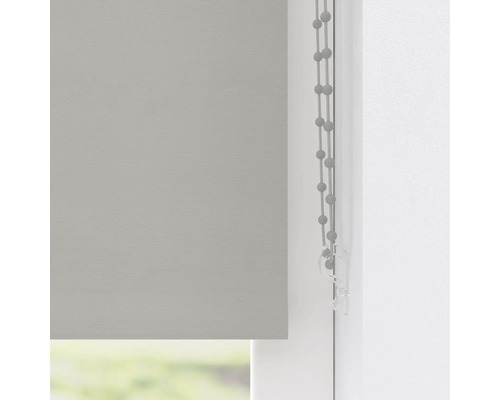 Rulou textilă cu lanț la fereastră