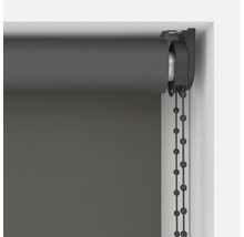 Rulou gri cu lanț de operare la fereastră