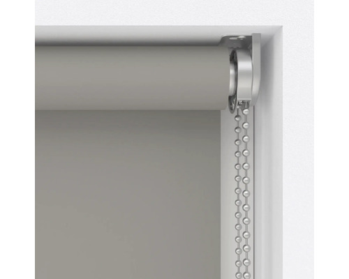 Imagine detaliată a unei role cu mecanism cu lanț pentru decorarea ferestrelor