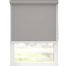 Rulou gri pe o fereastră