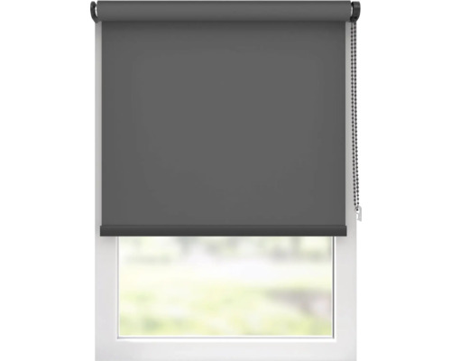 Fereastră cu jaluzea rulantă gri pentru întunecare