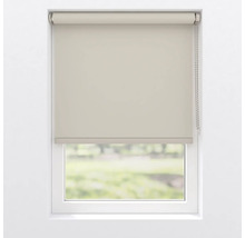 Rulou bej închisă la fereastră