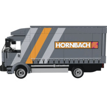 Camion Hornbach din cărămizi Lego