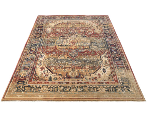 Covor dreptunghiular cu modele tradiționale