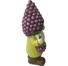 Gnom de grădină cu motiv de struguri, ca decorațiune pentru exterior