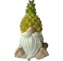 Gnom de grădină cu pălărie de ananas și melc