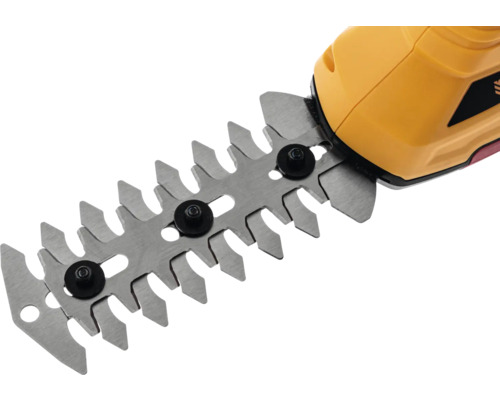 Imagine detaliată cu lama de tăiere a unui gard viu.