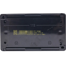 Carcasă neagră cu dimensiunile 115 x 60 mm, cod de bare și marcaj CE