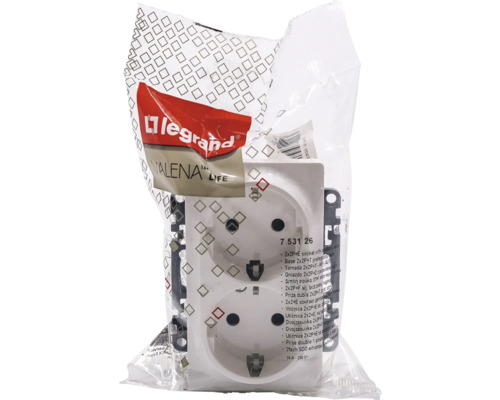 Priză dublă Legrand Valena Life în ambalaj