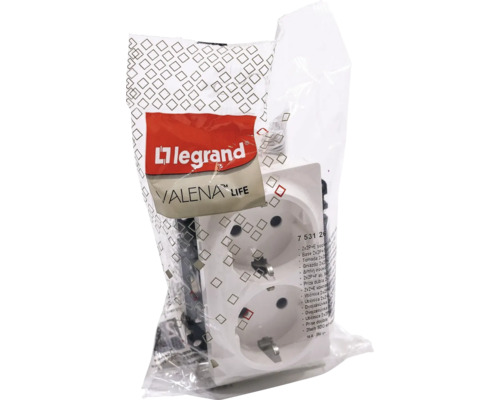 Priză dublă Legrand Valena Life în ambalaj