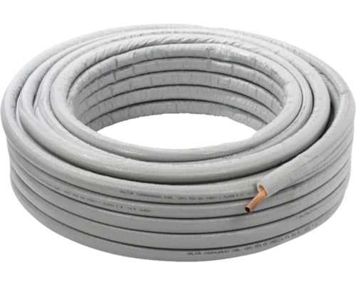 Conductă de cupru izolată pe o rolă