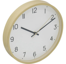 Ceas de perete cu rama din lemn deschis la culoare și cadran