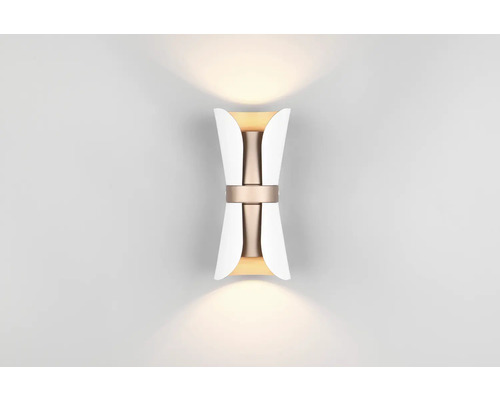 Lampa de perete albă și de culoare metalică luminează în sus și în jos