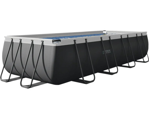 Piscină dreptunghiulară cu cadru metalic și apă