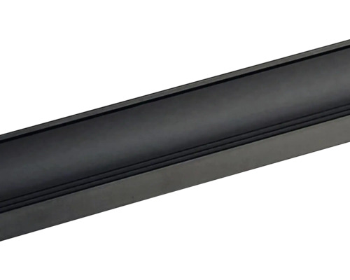 Vizualizare detaliată a unei șine metalice.