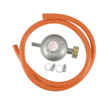 Regulator de presiune a gazului cu furtun de gaz și cleme pentru furtun