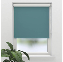 Rulouri albastru-verzui la fereastră