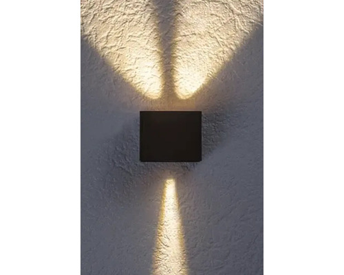 Lumină de perete pătrată cu efecte de lumină sus și jos