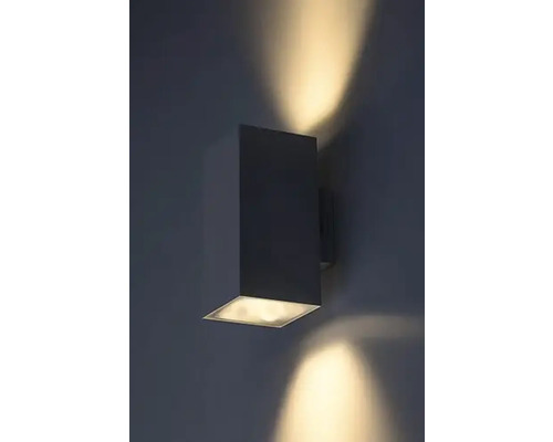 Lumină de perete cu rază de lumină pe perete