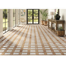 Cameră luminoasă cu gresie în model geometric