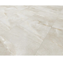 Plăci cu aspect de marmură, montate