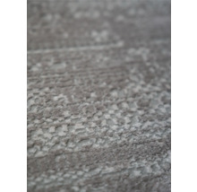 Prim-plan cu un covor cu model