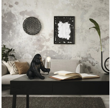 Living decorativ cu lampă de masă gorilă