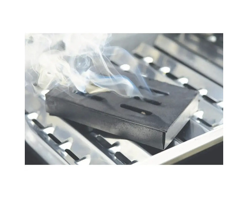 Cutie de afumare pe grătar cu fum