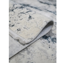 Covor cu model abstract