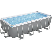 Piscină dreptunghiulară cu cadru din oțel și apă
