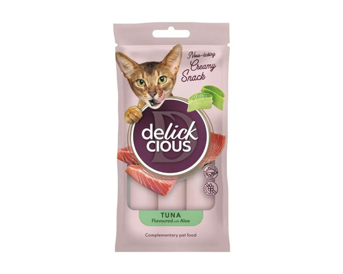 Gustare pentru pisici Delickiecious cu aromă de ton și aloe vera în ambalaj