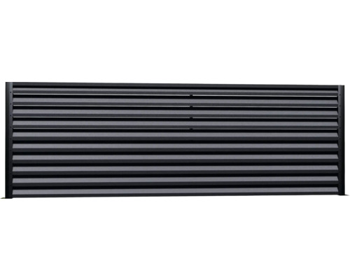 Vedere orizontală a gardului metalic