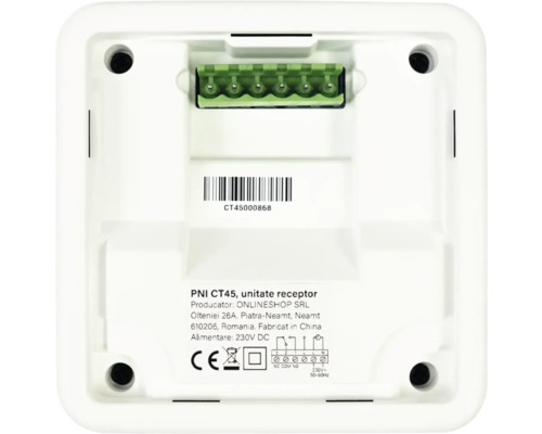 Imagine din spate cu o unitate receptor PNI CT45 care prezintă borne de conectare și informații despre dispozitiv