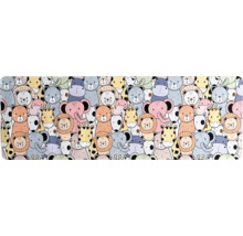 Model cu diverse personaje de desene animate cu animale, cum ar fi lei, urși, girafe și elefanți pentru camera copiilor.