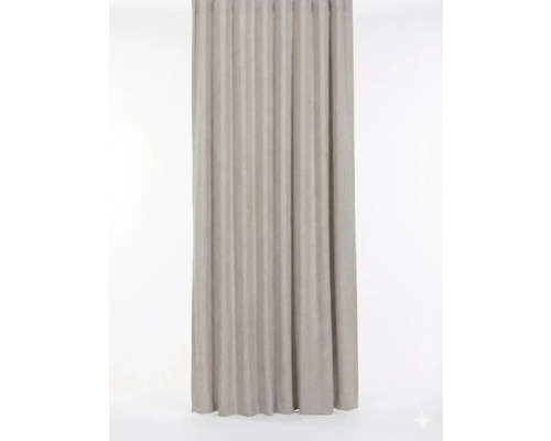 Perdea din material textil cu pliuri