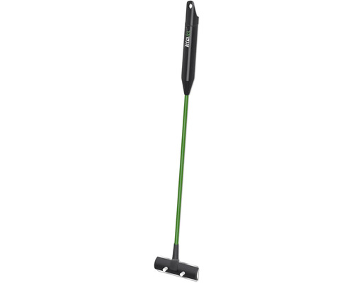Dispozitiv de curăţat geamurile acvariului Tetra GS 45 cu mâner lung verde, lamă şi Tetra Logo pe mâner.